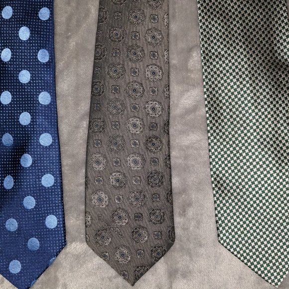 Lot of 12 assorted ties - Armani*Boss*Varvatos*Faconnable*Cardin*Dior - Picture 5 of 12